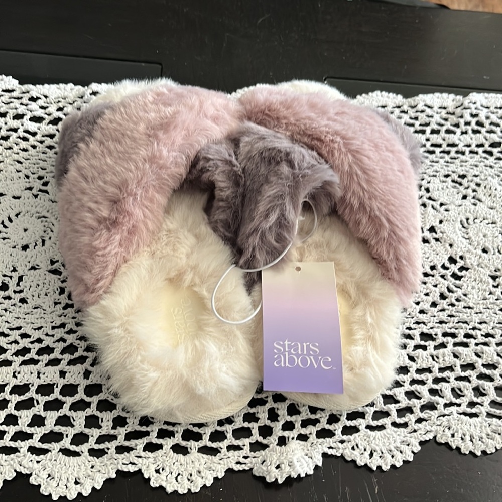 Stars above lavender/ Paris soft fluffy slippers.  Size XL 11/12 - Picture 4 of 7